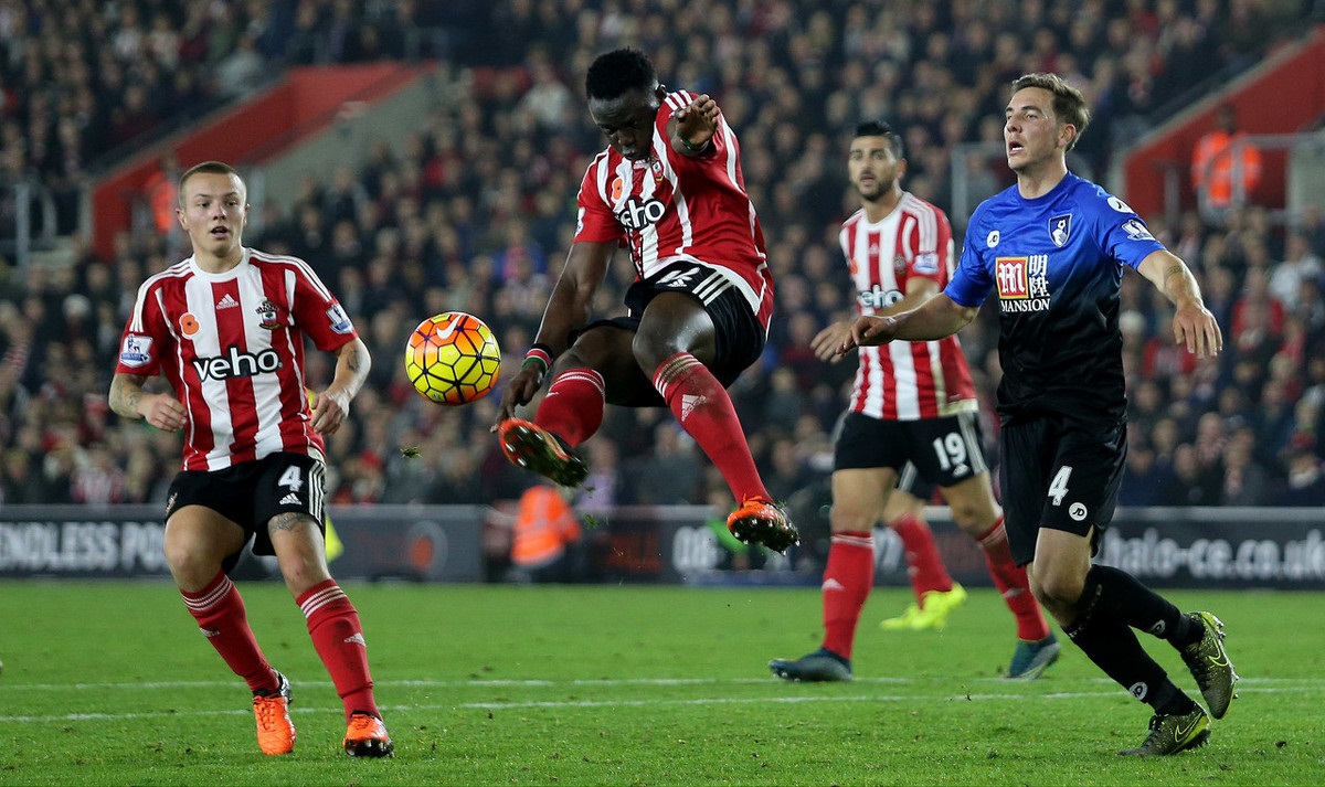 即使拥有优势，我们也赢不了！ knight 的Tsar逆向进入仓库扭转局势。在28分钟时， Bilibili Gaming 横扫 LNG Esports