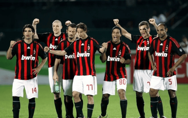 真的负责任！ Chovy 的Tsar闪现推倒了三个Rulers，而Zeli的电击击杀了GEN3-2NS