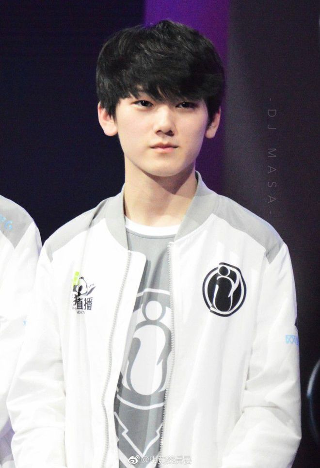 2025LPL夏季赛定组赛趣味数据：飞机出场最多， rookie MVP最多