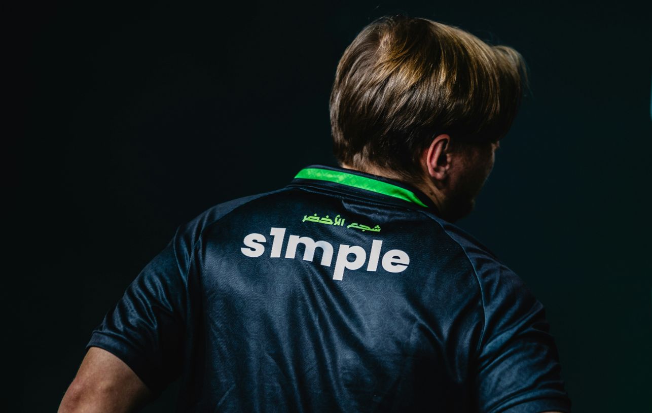 jL回应对NAVI质疑：没有火力输出和明星选手的二线队哈哈